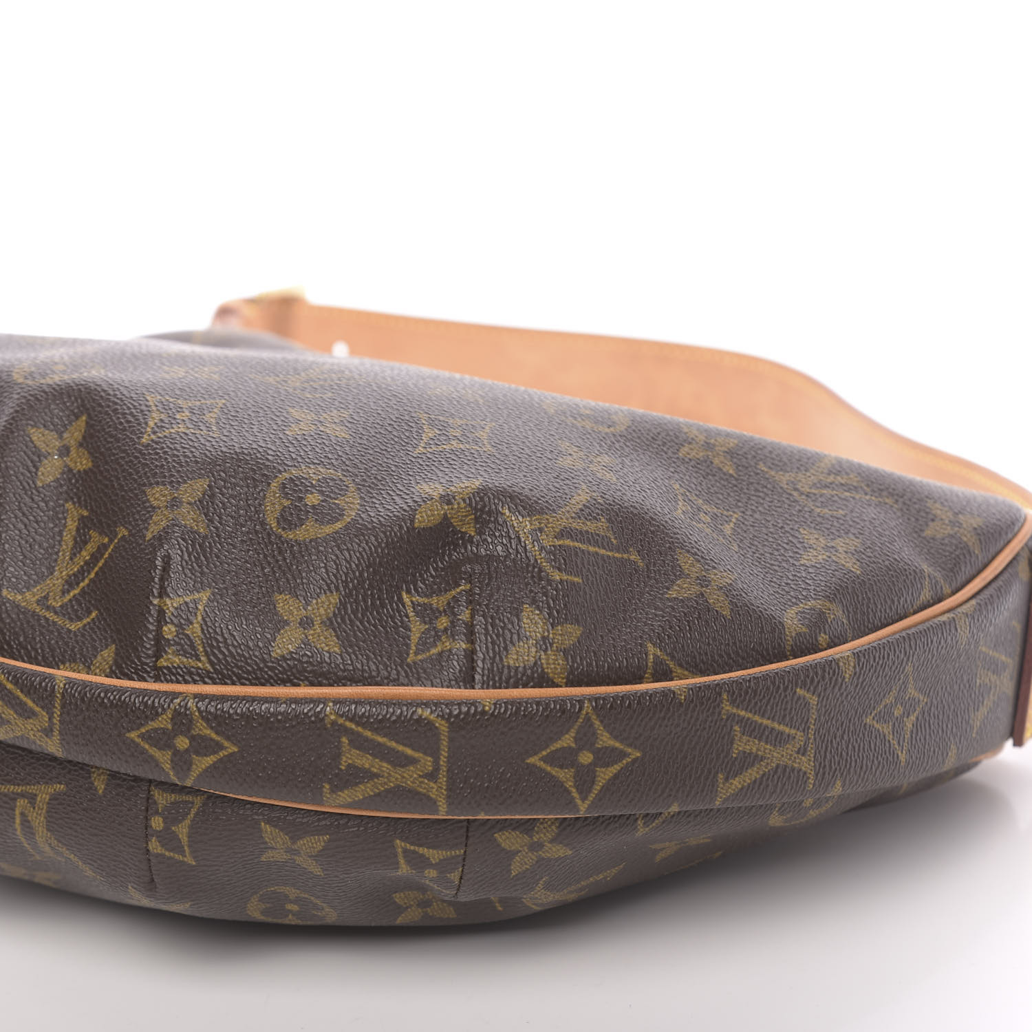 louis vuitton monogram croissant mm